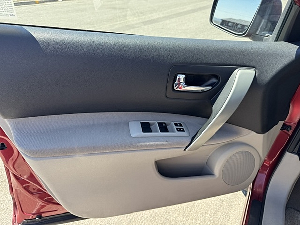 2013 Nissan Rogue S - Photo 17