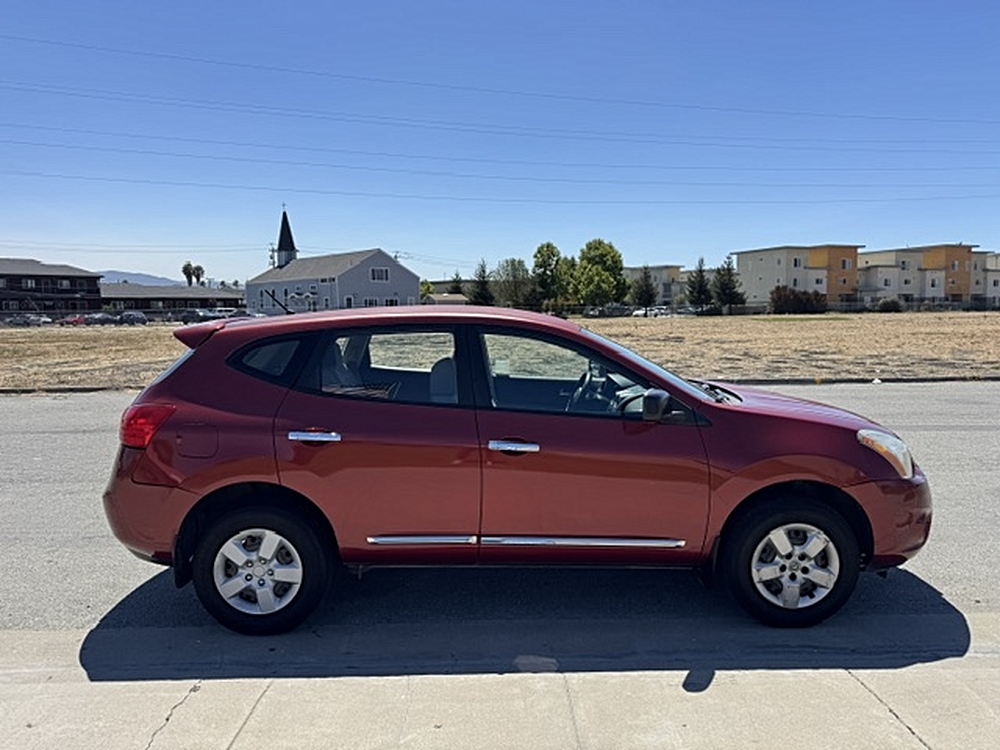 2013 Nissan Rogue S - Photo 6
