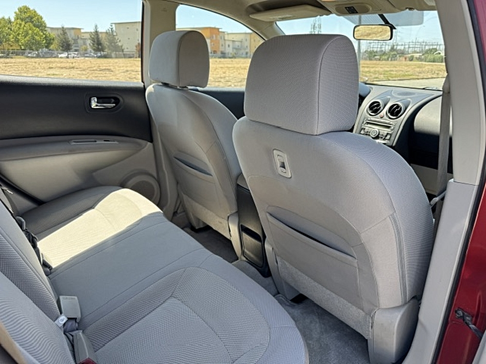 2013 Nissan Rogue S - Photo 14