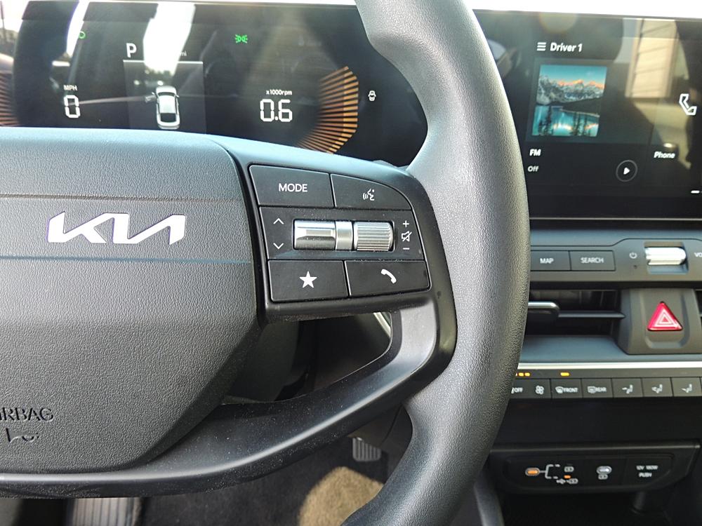 2026 Kia K4 LXS - Photo 16