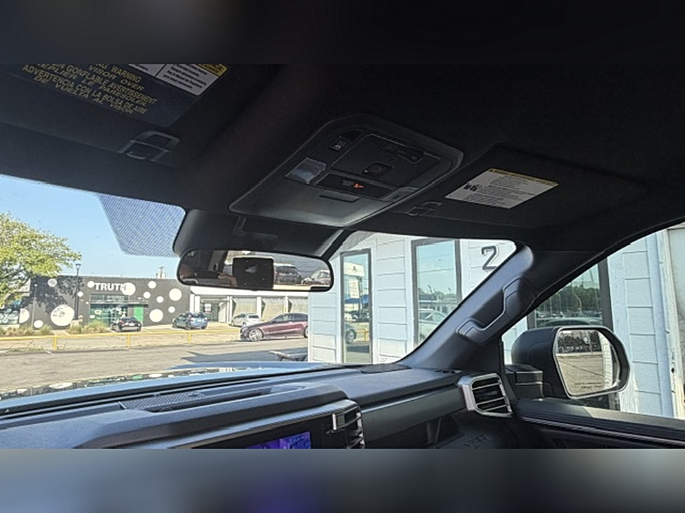 2025 Toyota Tundra SR5 - Photo 20