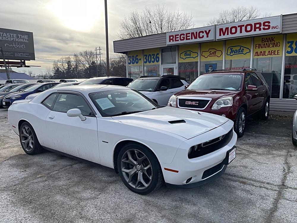 2015 Dodge Challenger R/T's photo