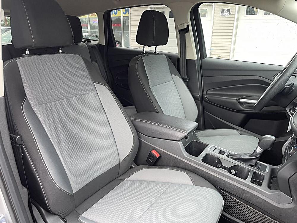 2017 Ford Escape SE - Photo 56