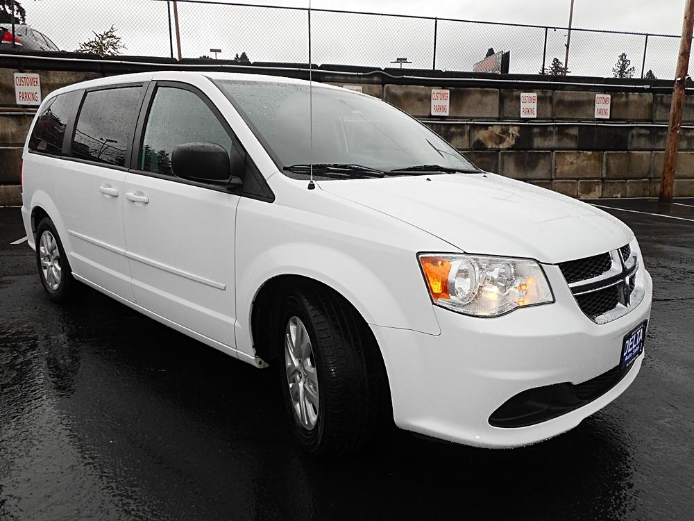 2017 Dodge Grand Caravan SE's photo