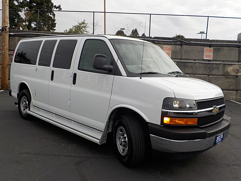 2017 Chevrolet Express Passenger