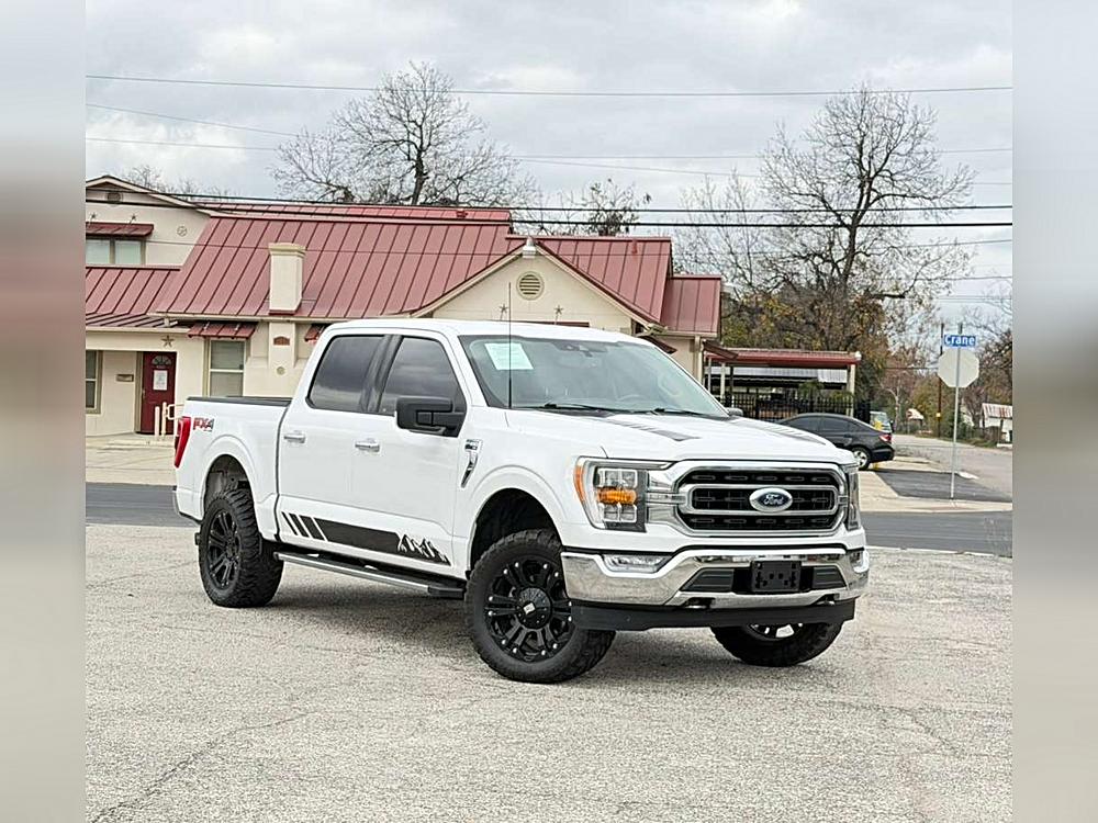 2021 Ford F-150 XLT's photo