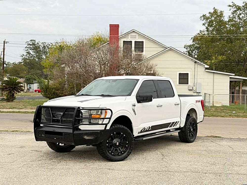2021 Ford F-150 XLT's photo