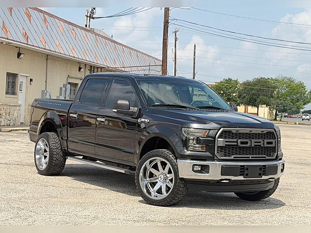 2015 Ford F-150 XLT 4x4 SuperCrew 145-in's photo