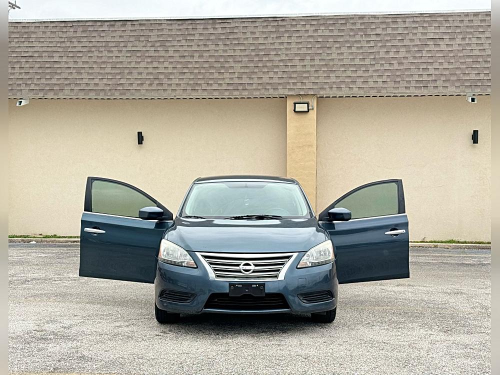 Used 2014 Nissan Sentra SV with VIN 3N1AB7AP4EY300983 for sale in San Antonio, TX
