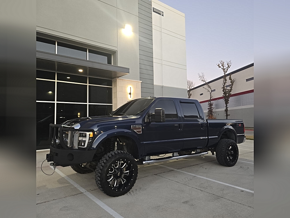 2010 Ford F-250 Super Duty XLT's photo