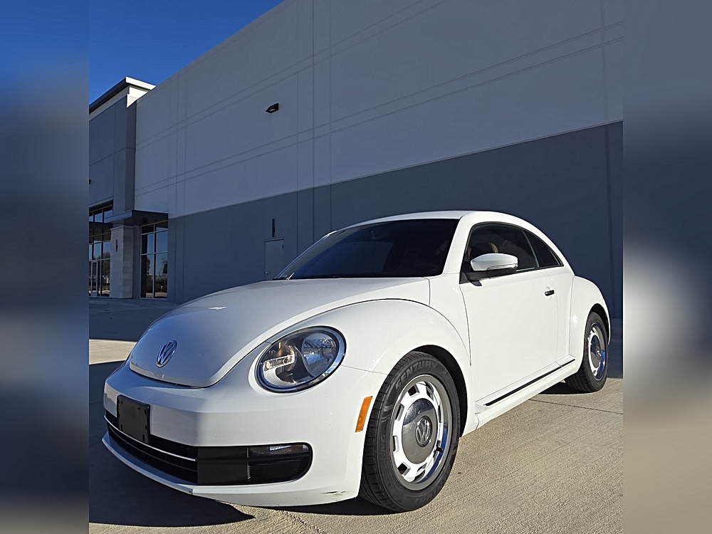 2015 Volkswagen Beetle 1.8's photo