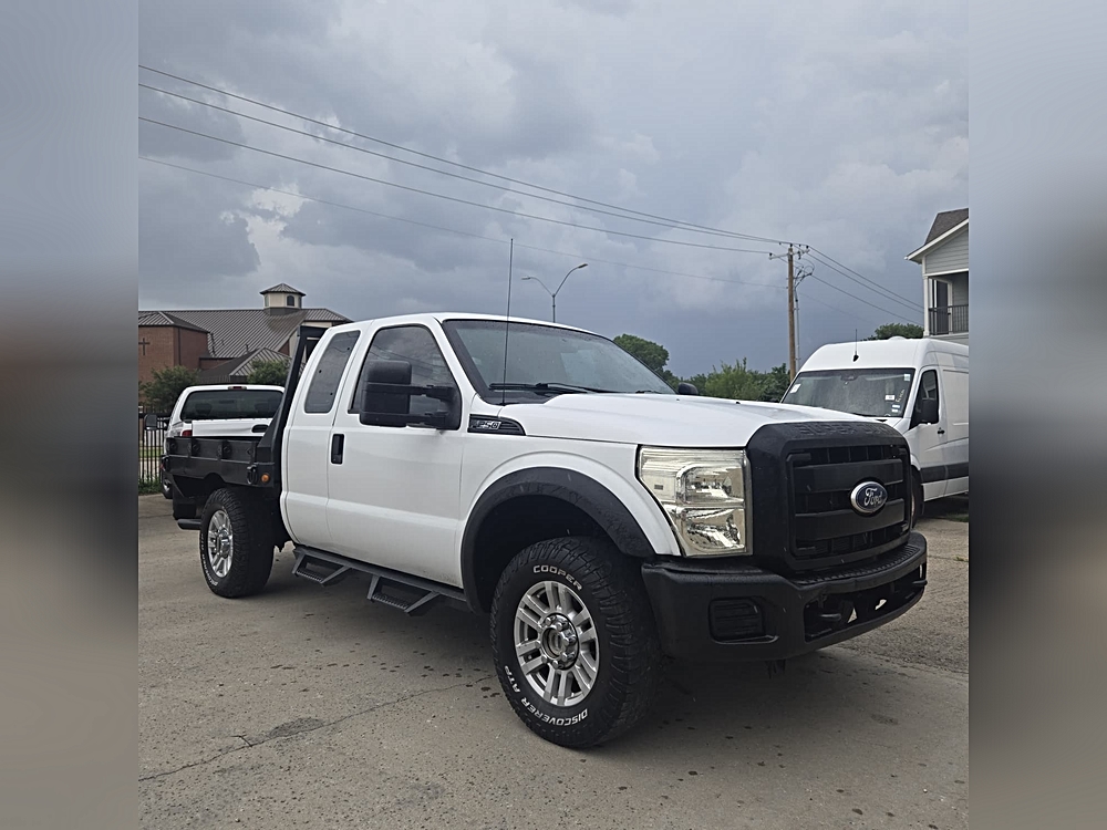 2011 Ford F-250 XL 4x4 SuperCab 142 in's photo