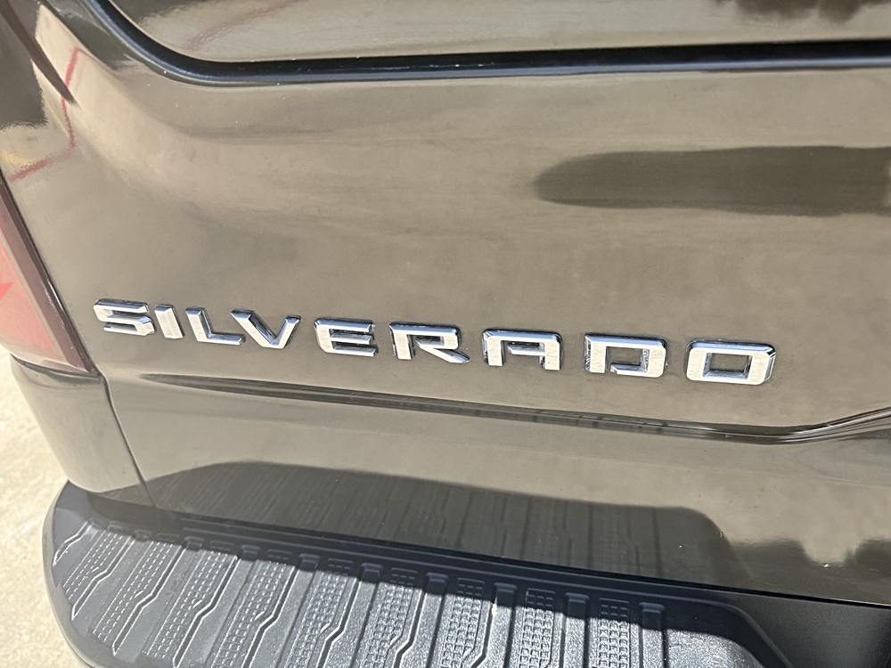 2023 Chevrolet Silverado 1500 LTZ - Photo 10