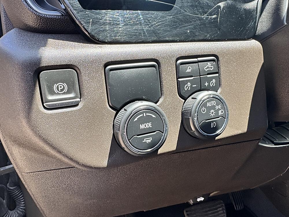 2023 Chevrolet Silverado 1500 LTZ - Photo 15