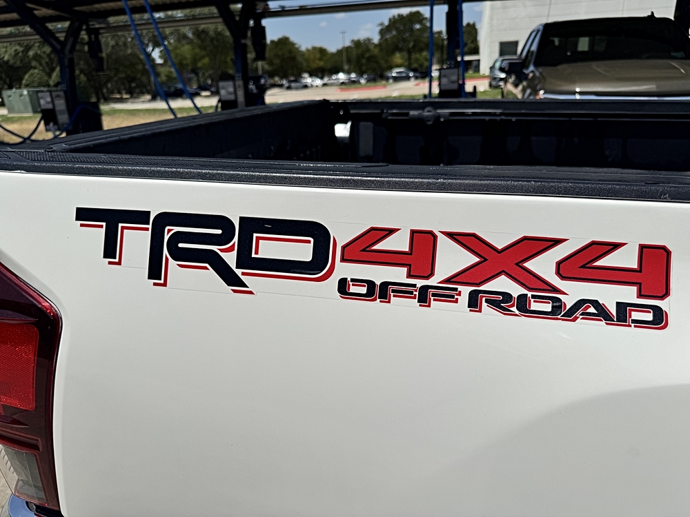 2020 Toyota Tacoma TRD Off Road - Photo 9