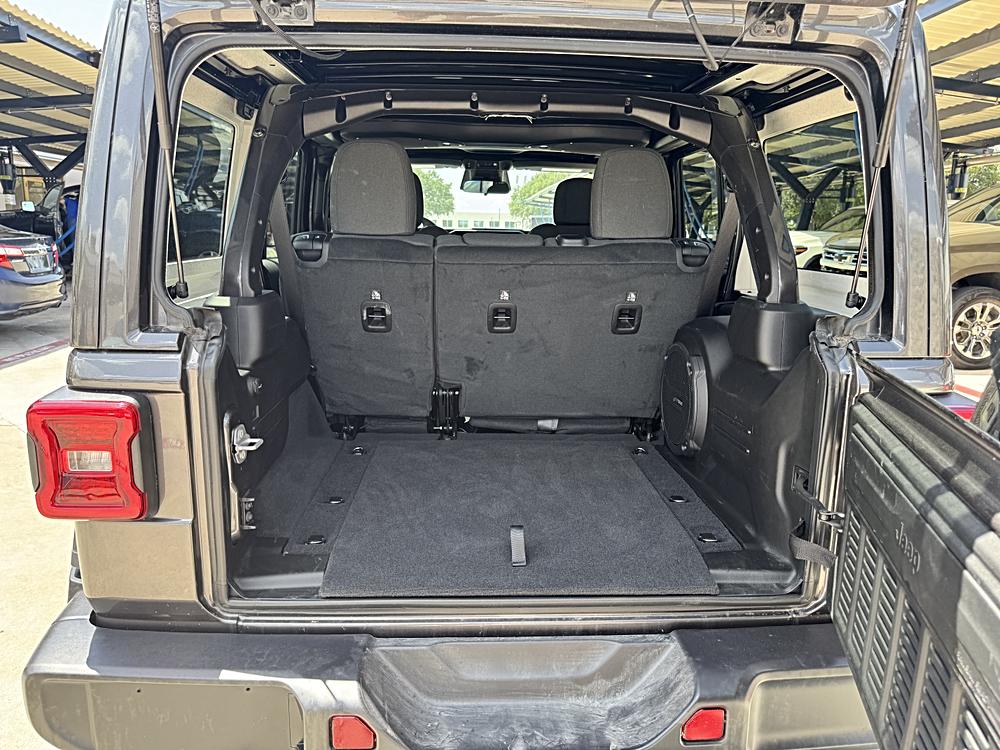 2026 Jeep Wrangler 4-Door Sahara - Photo 22