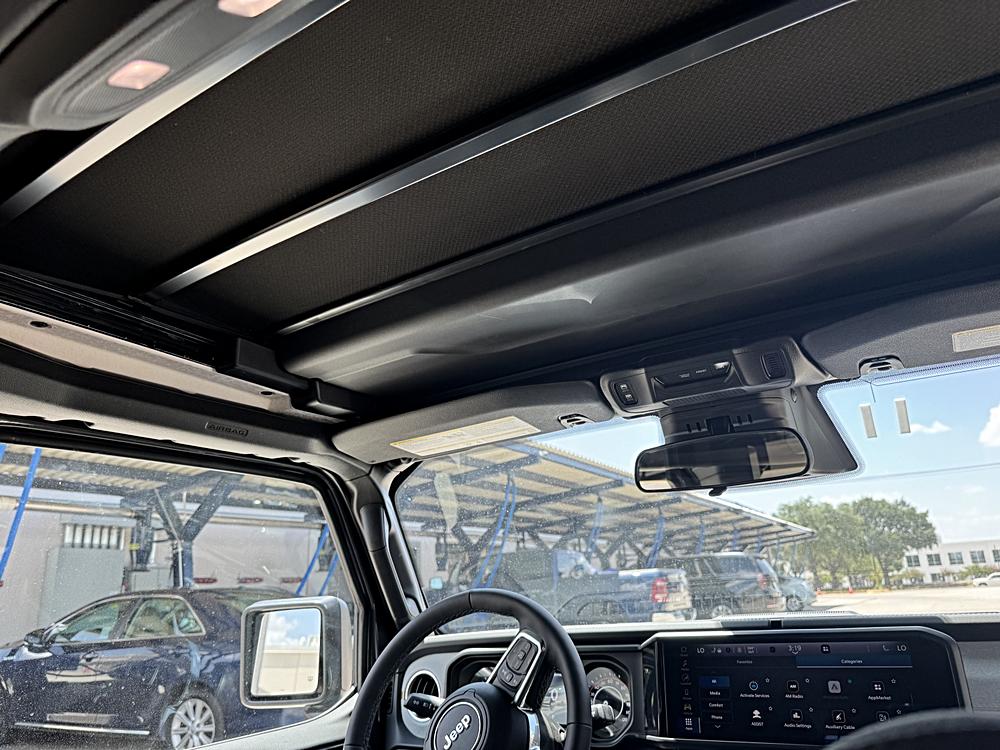 2026 Jeep Wrangler 4-Door Sahara - Photo 34