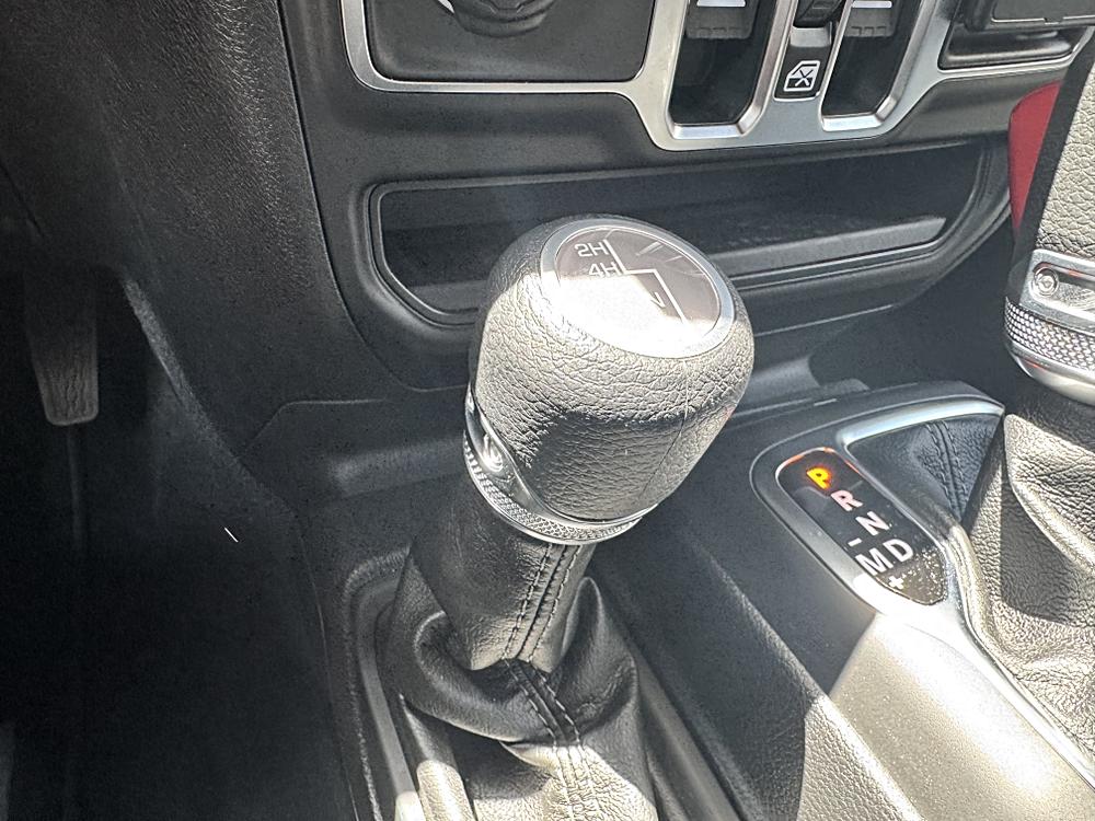 2026 Jeep Wrangler 4-Door Sahara - Photo 38