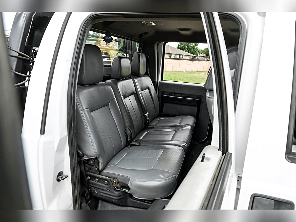 2014 Ford F-350 Super Duty Chassis Cab XL - Photo 30