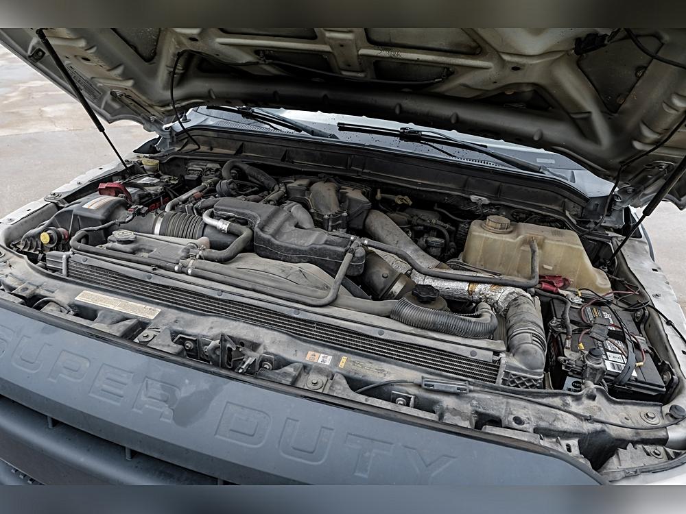 2014 Ford F-350 Super Duty Chassis Cab XL - Photo 41