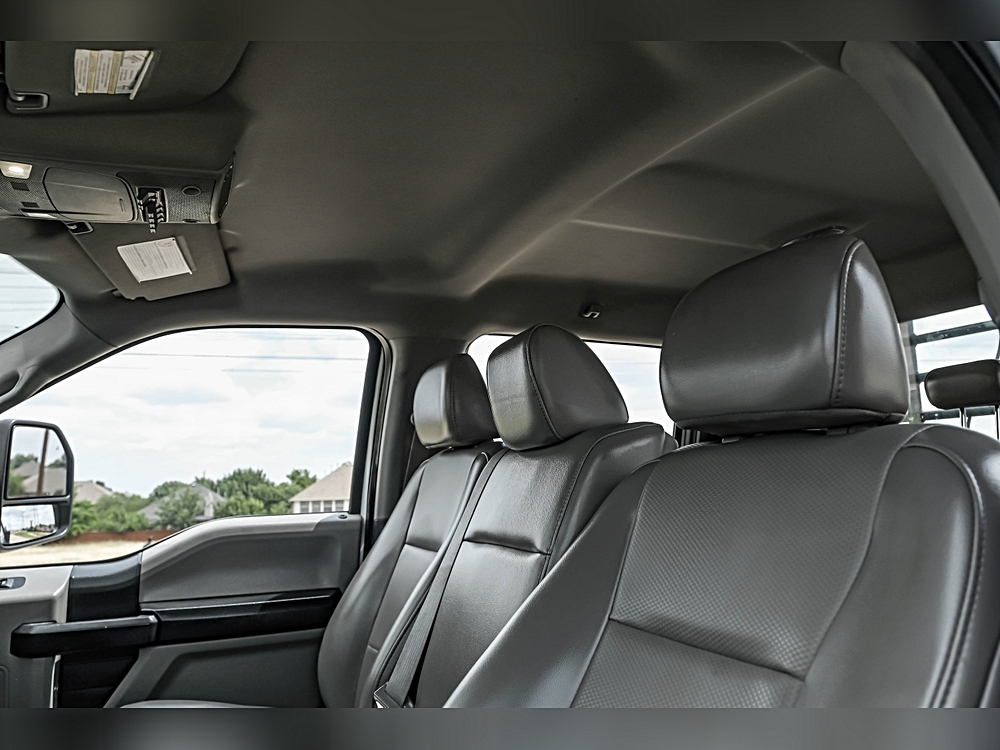 2019 Ford F-350 Super Duty Chassis Cab XL - Photo 21