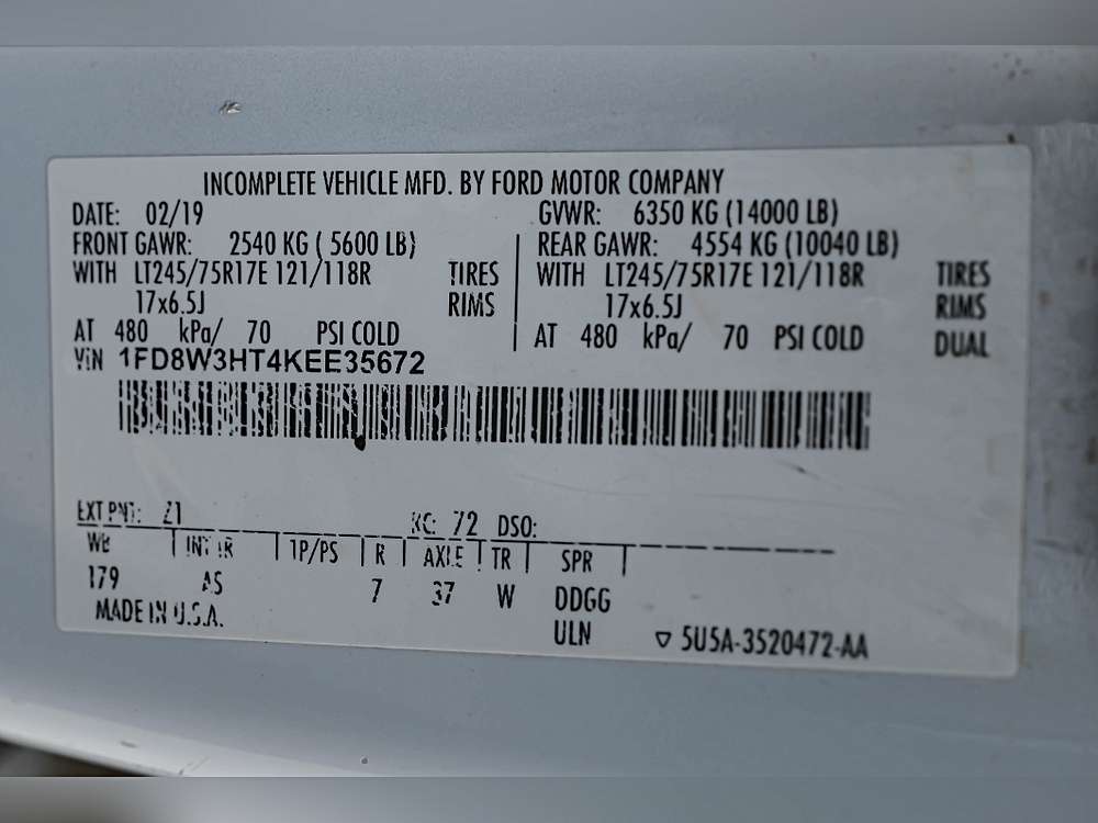 2019 Ford F-350 Super Duty Chassis Cab XL - Photo 50