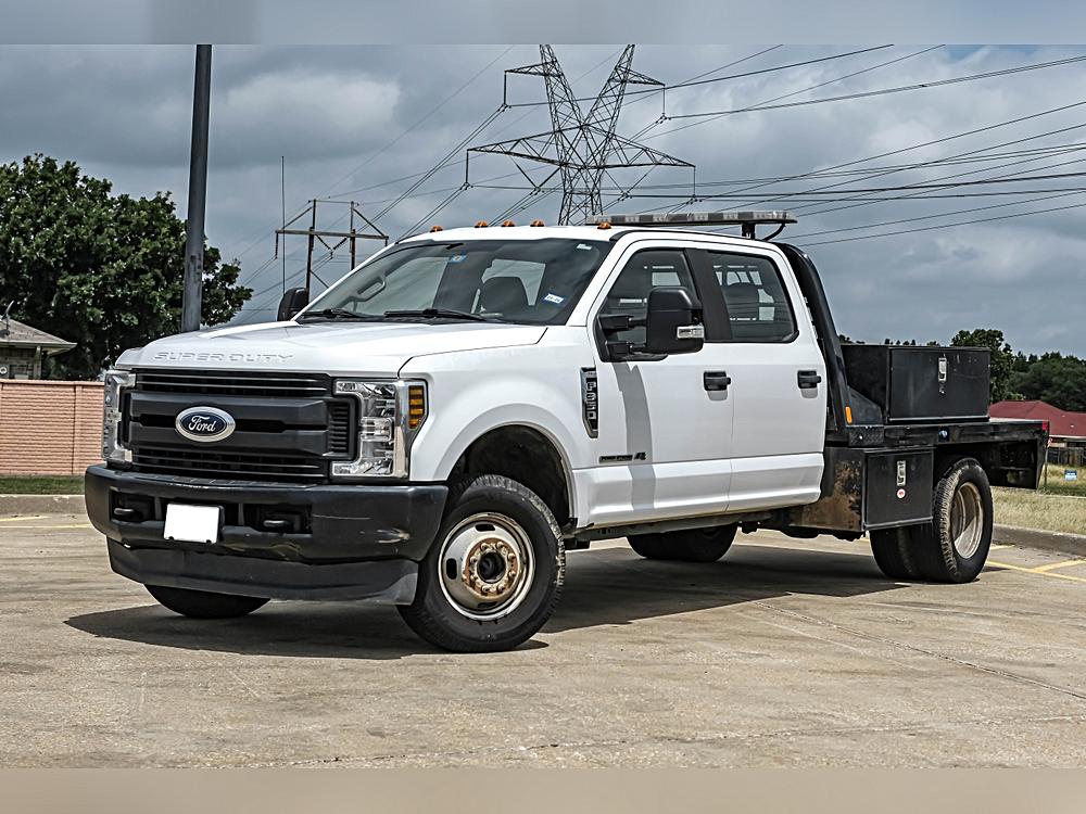2019 Ford F-350 Super Duty Chassis Cab XL - Photo 7