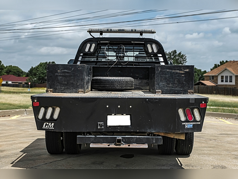 2019 Ford F-350 Super Duty Chassis Cab XL - Photo 10