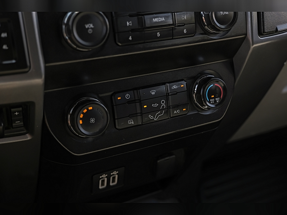 2019 Ford F-250 Super Duty XLT - Photo 24