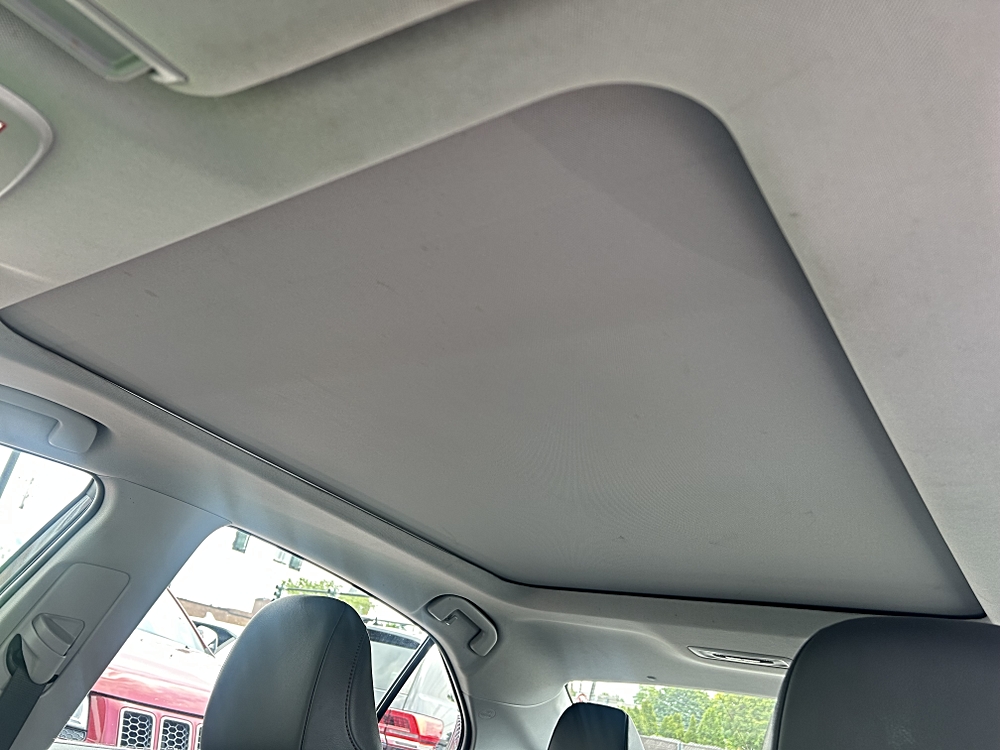 2020 Toyota Camry XLE - Photo 13