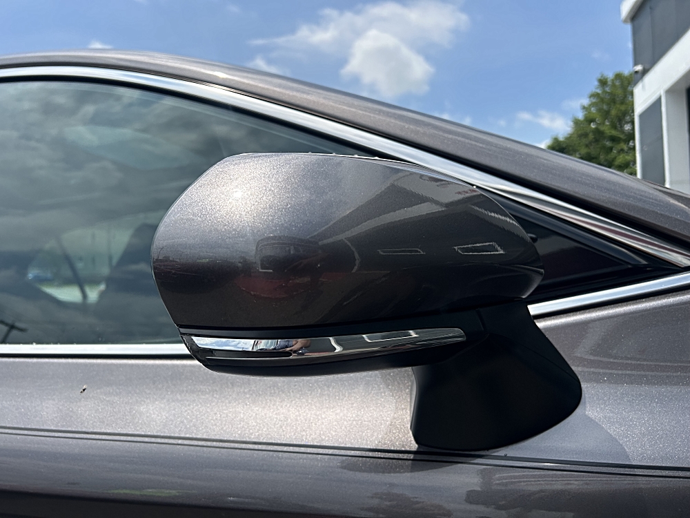 2020 Toyota Camry XLE - Photo 26