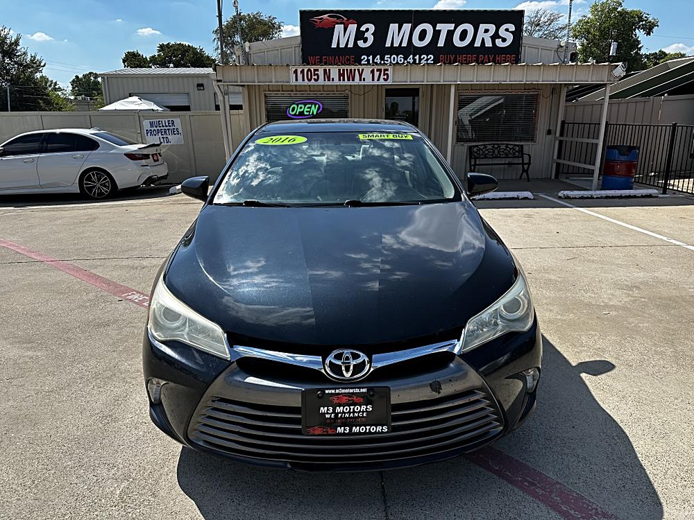 2017 Toyota Camry LE - Photo 27