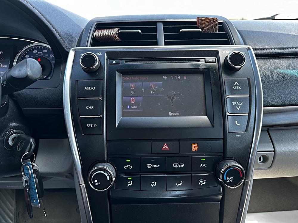 2017 Toyota Camry LE - Photo 43