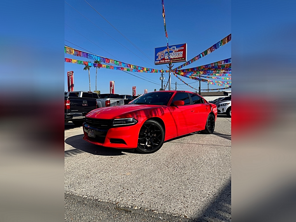 2017 Dodge Charger SE's photo