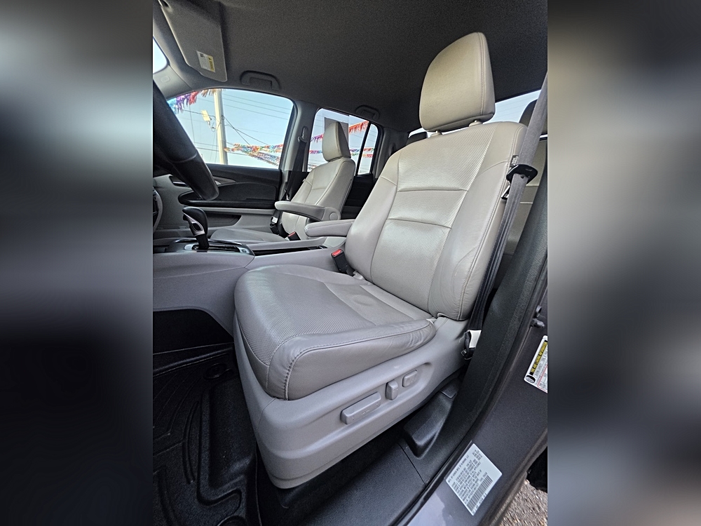 2018 Honda Ridgeline RTL-T - Photo 9