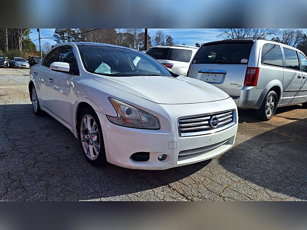 2013 Nissan Maxima SV's photo