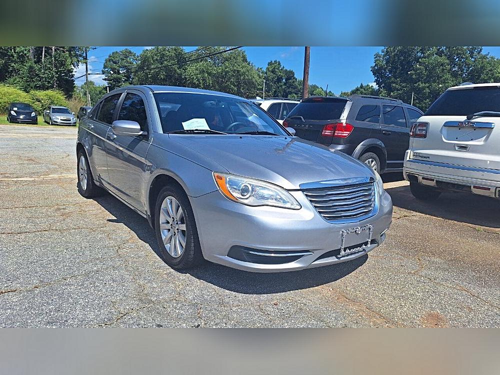 2013 Chrysler 200