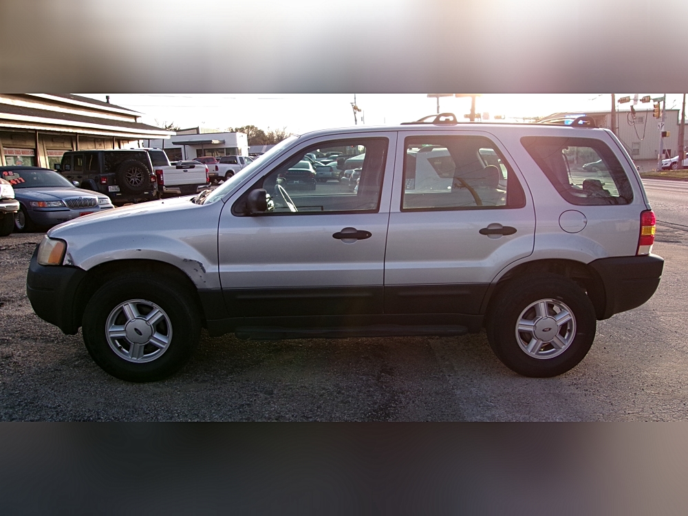 2004 Ford Escape XLS