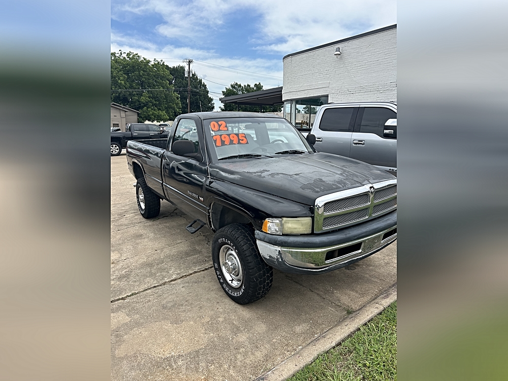2002 Dodge Ram 2500 2dr Reg Cab 135" WB HD 4WD