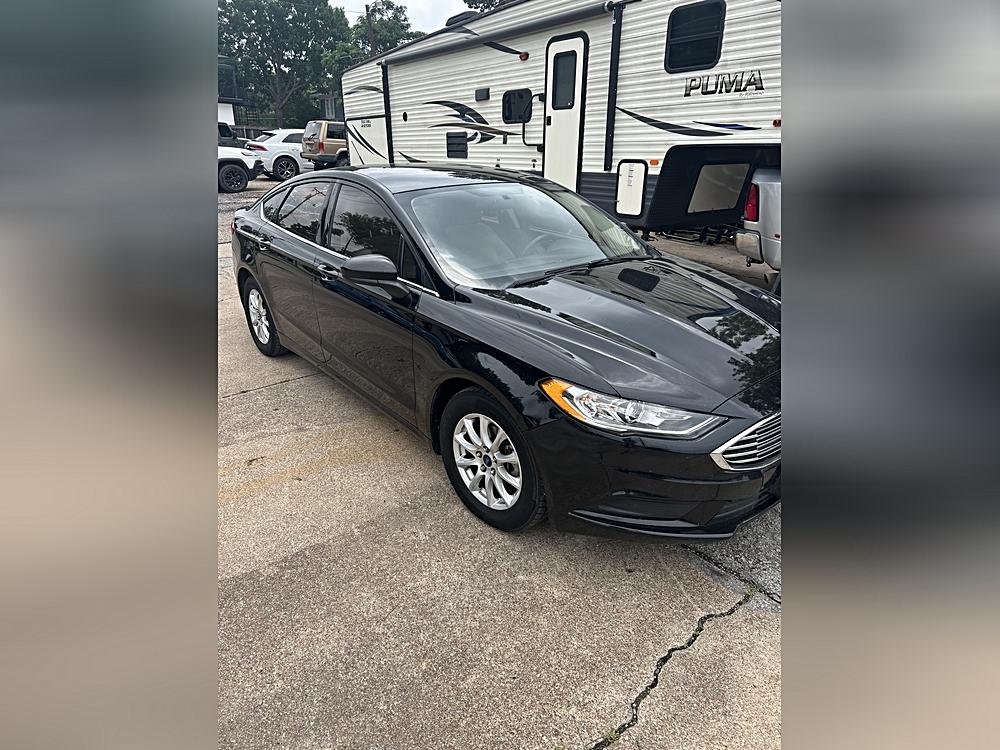 2017 Ford Fusion S FWD's photo