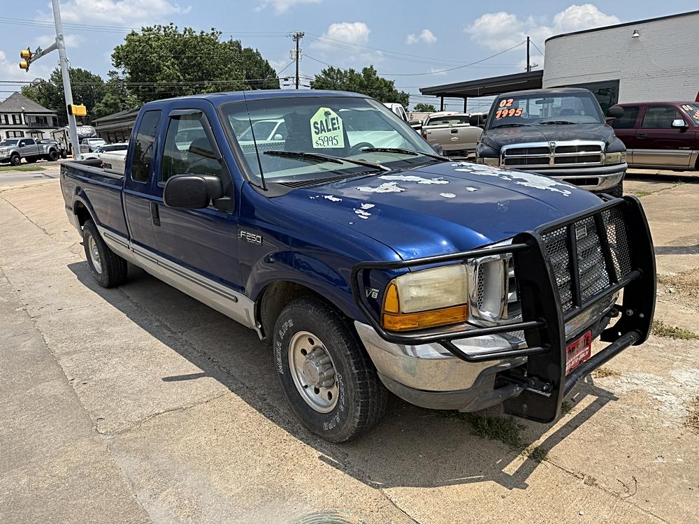 1999 Ford F-250 XL SUPERCAB SWB's photo