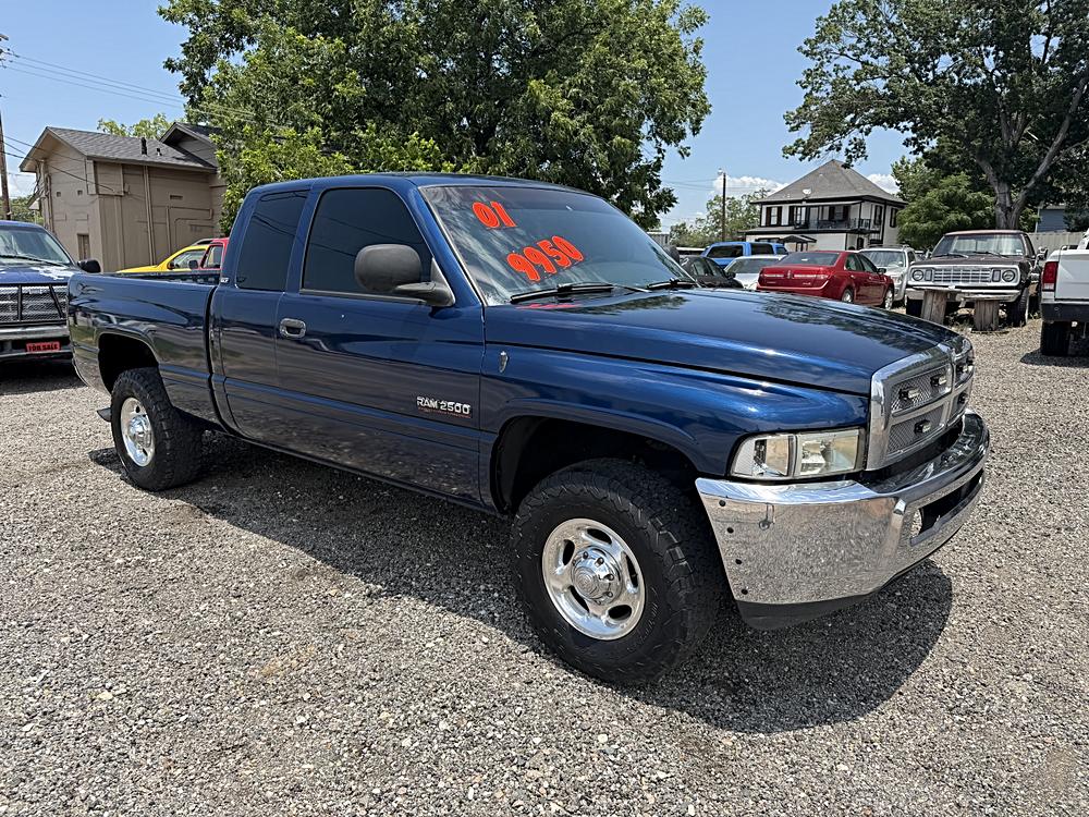 2001 Dodge Ram 4dr Quad Cab 139" WB HD