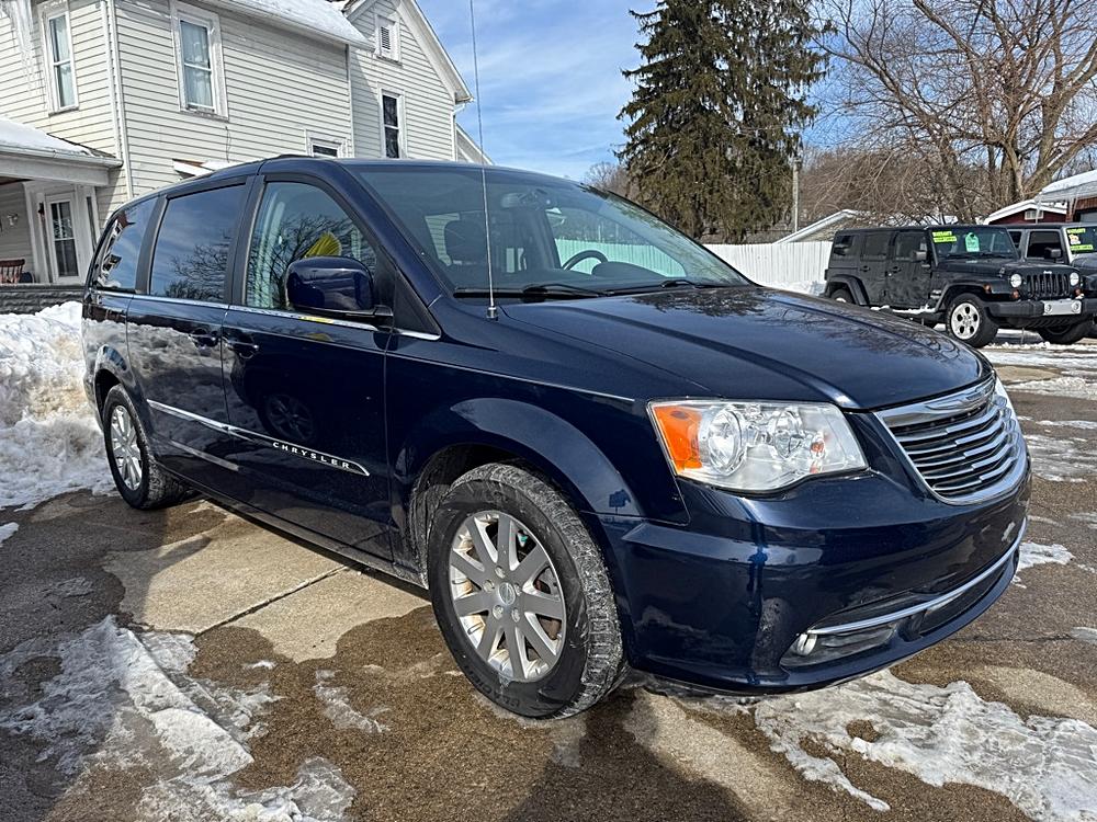 2012 Chrysler Town & Country Touring