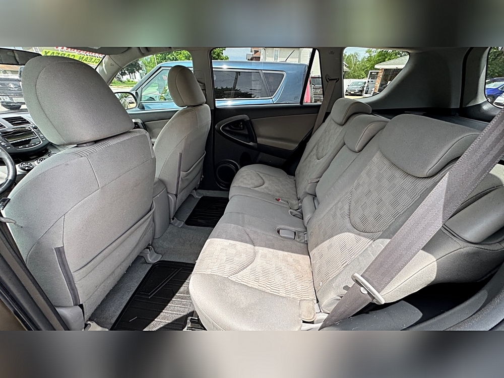 2010 Toyota RAV4 Base - Photo 12