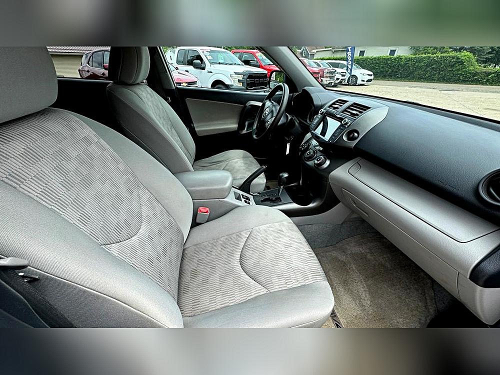 2010 Toyota RAV4 Base - Photo 25