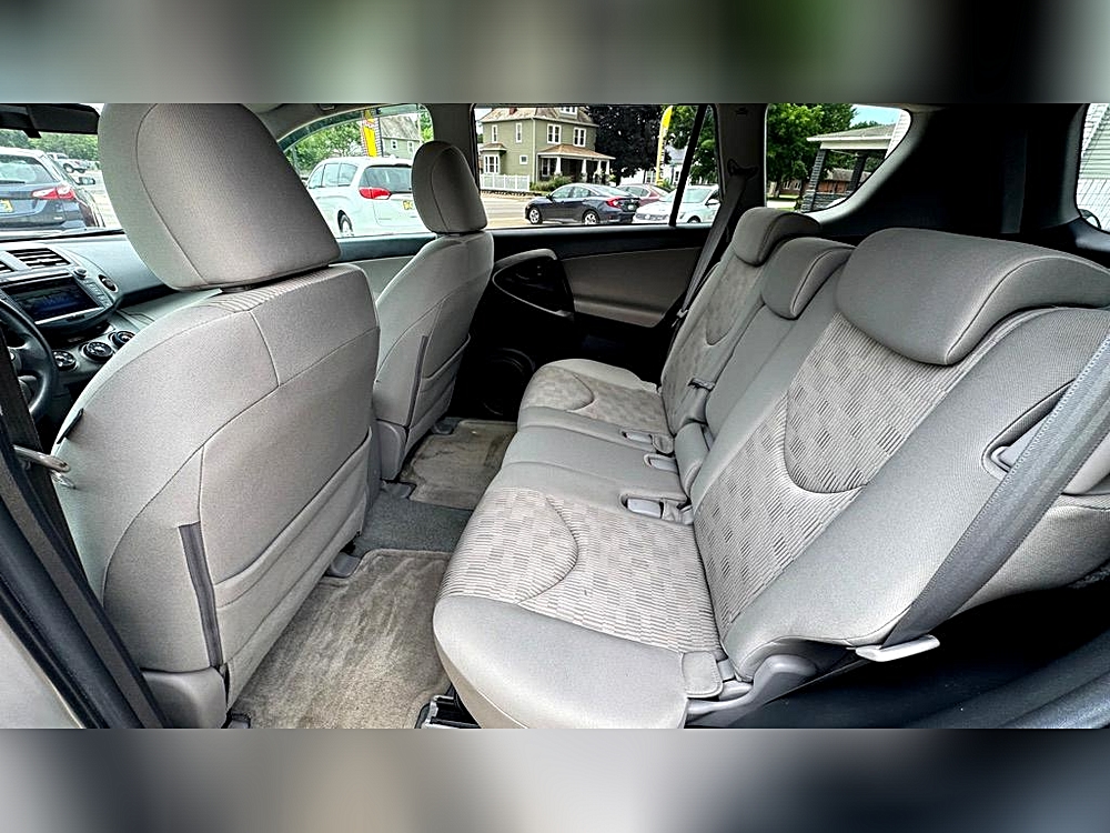 2010 Toyota RAV4 Base - Photo 27
