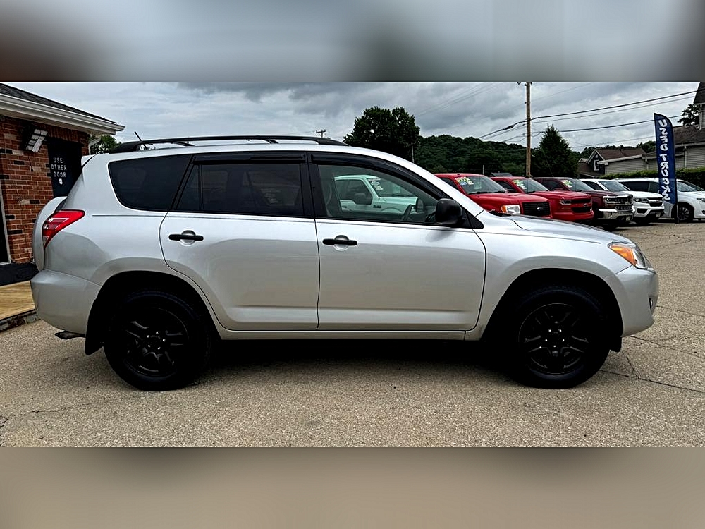 2010 Toyota RAV4 Base - Photo 22