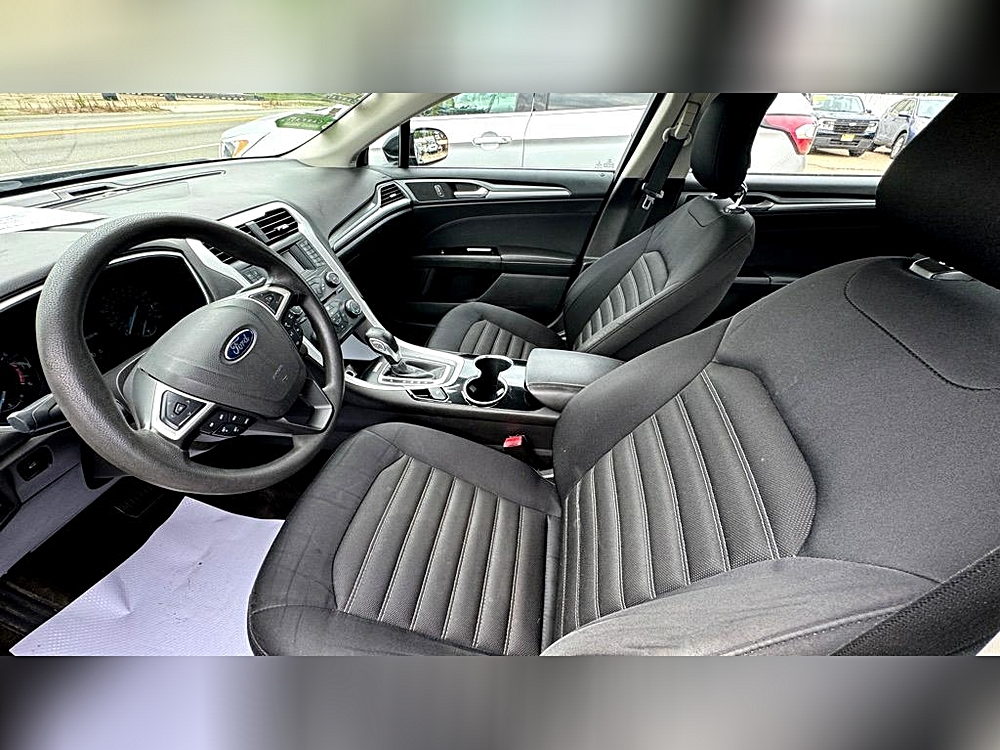 2014 Ford Fusion SE - Photo 7