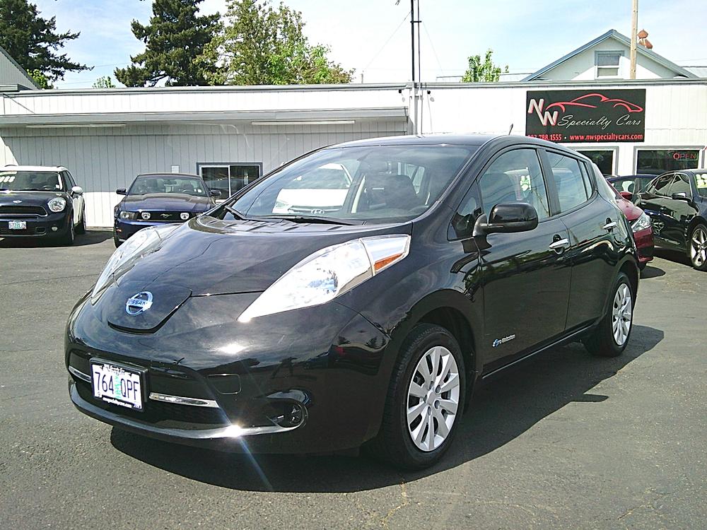 2013 Nissan LEAF S