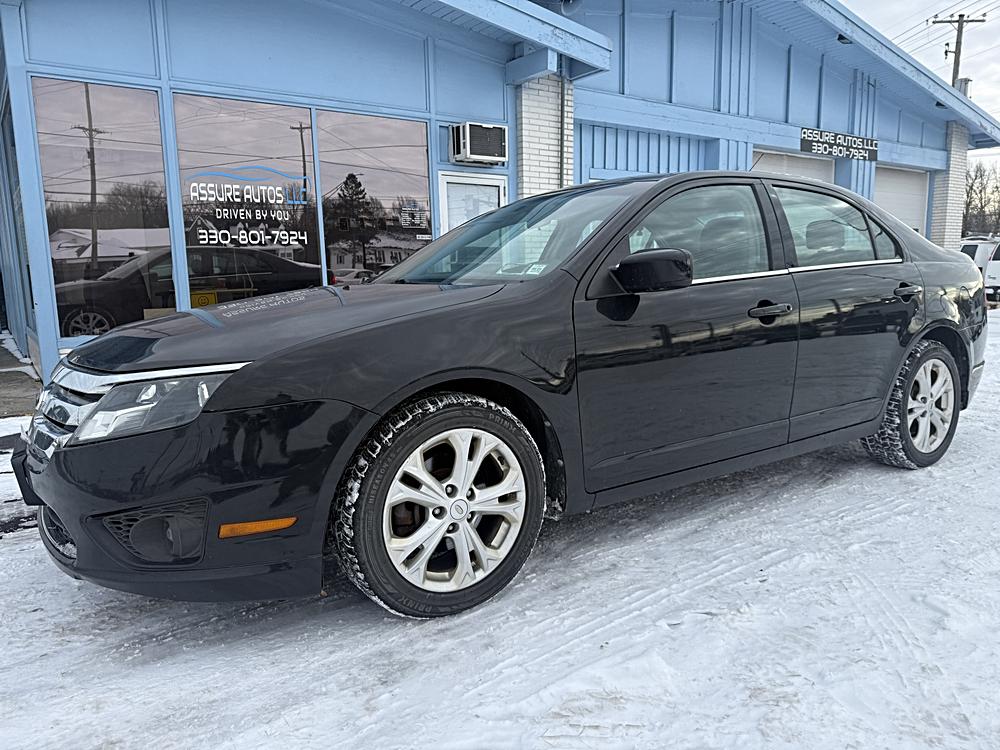 2012 Ford Fusion SE's photo